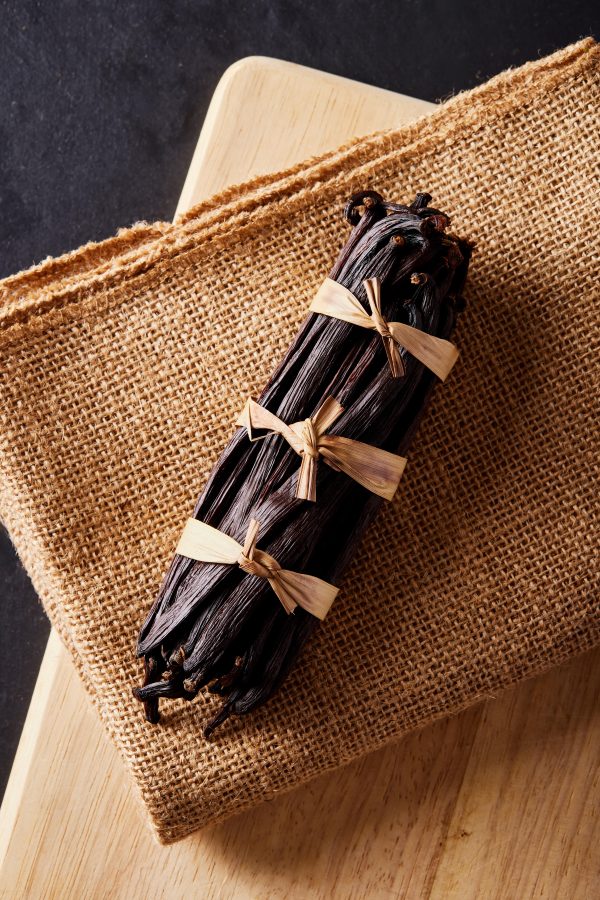 Omars Wild Vanilla Beans (Grade-A) 10 Vanilla Bean