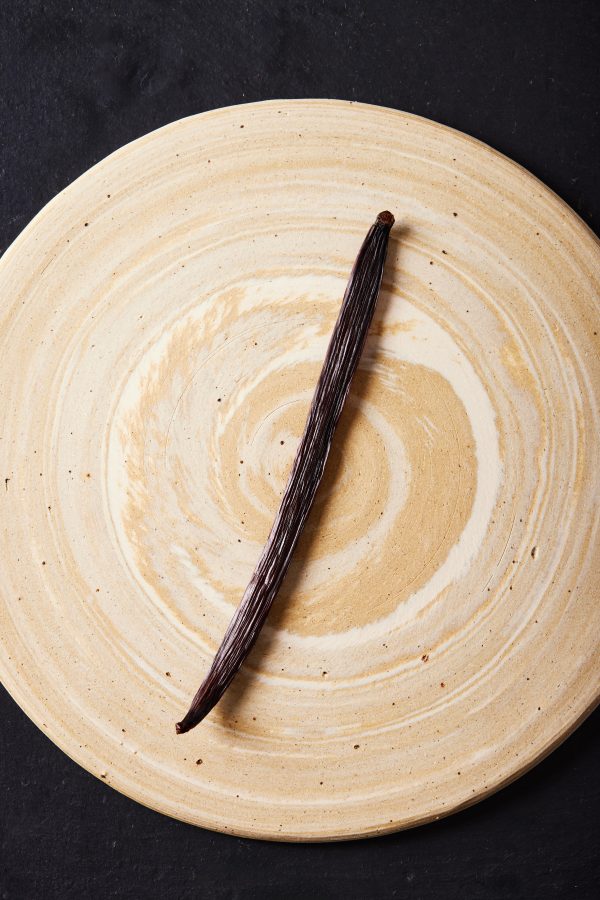 Omars Wild Vanilla Beans (Grade-A) 2 Vanilla Bean